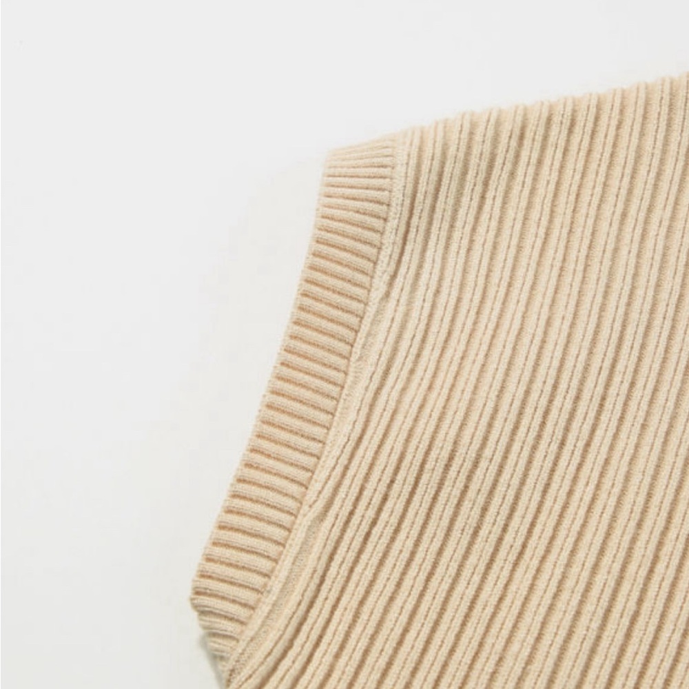 Oatmeal Tan Ribbed Short Sleeve Ribbed Lightweight Sweater Top, High Collar - Picture 9 of 10